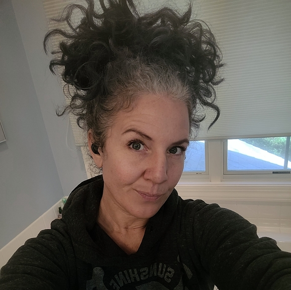 Meet your Posher, Brook - Picture 1 of 1